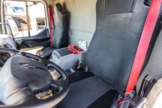 Renault N/A 2017 - D26.320-6x2+DHOLLANDIA 2T. image 17