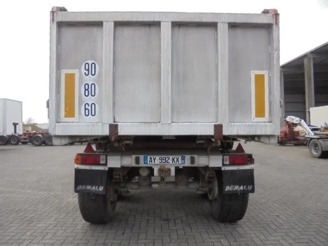 GT Trailers 2001 - DF33C11A BENALU imagem 6