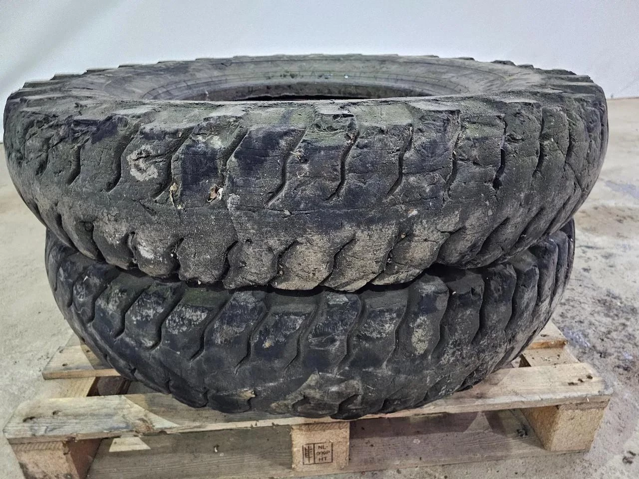 Goodyear 11.00-24 obrázek 4