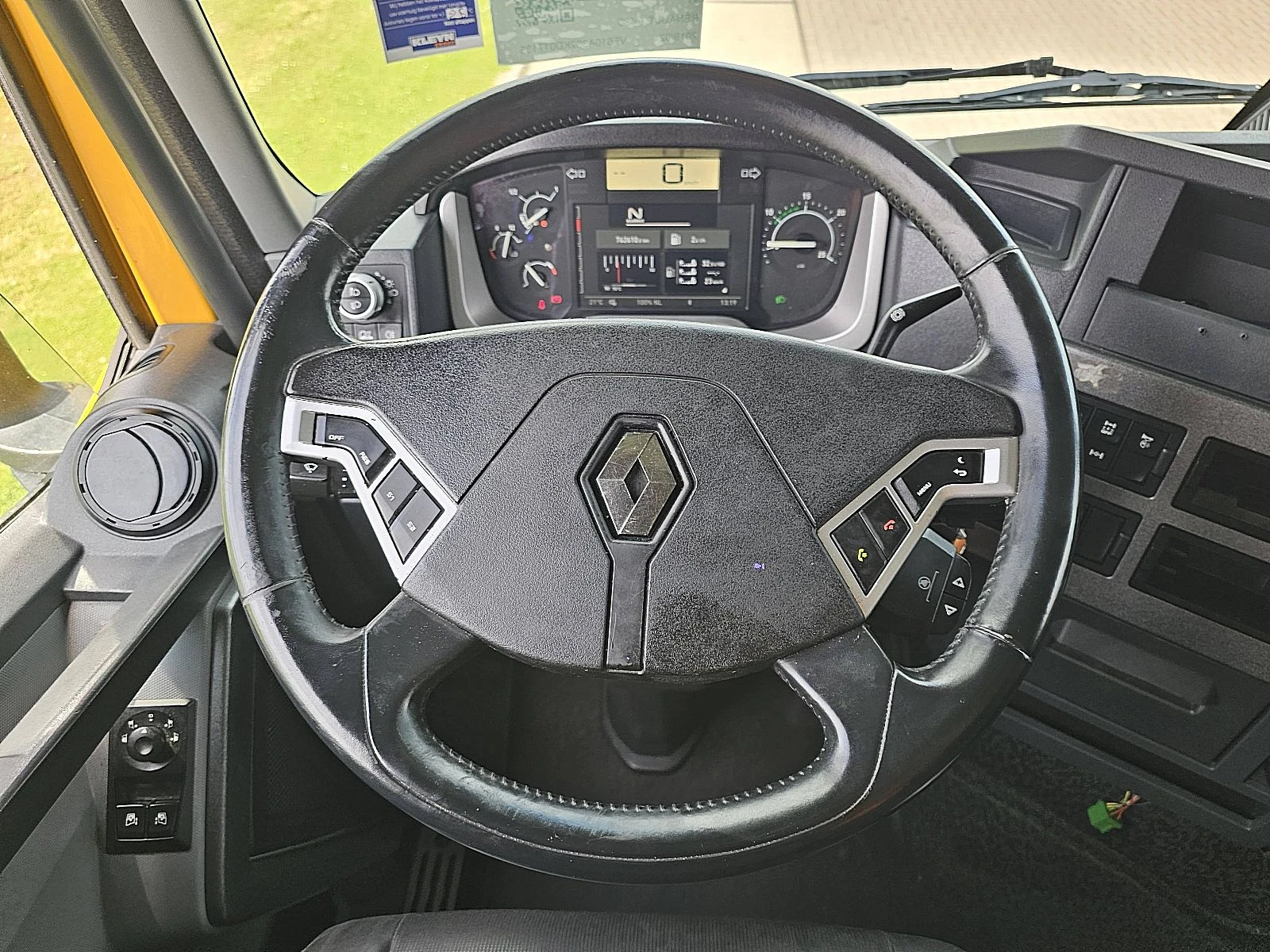 Renault 2019 - T 480 image 10