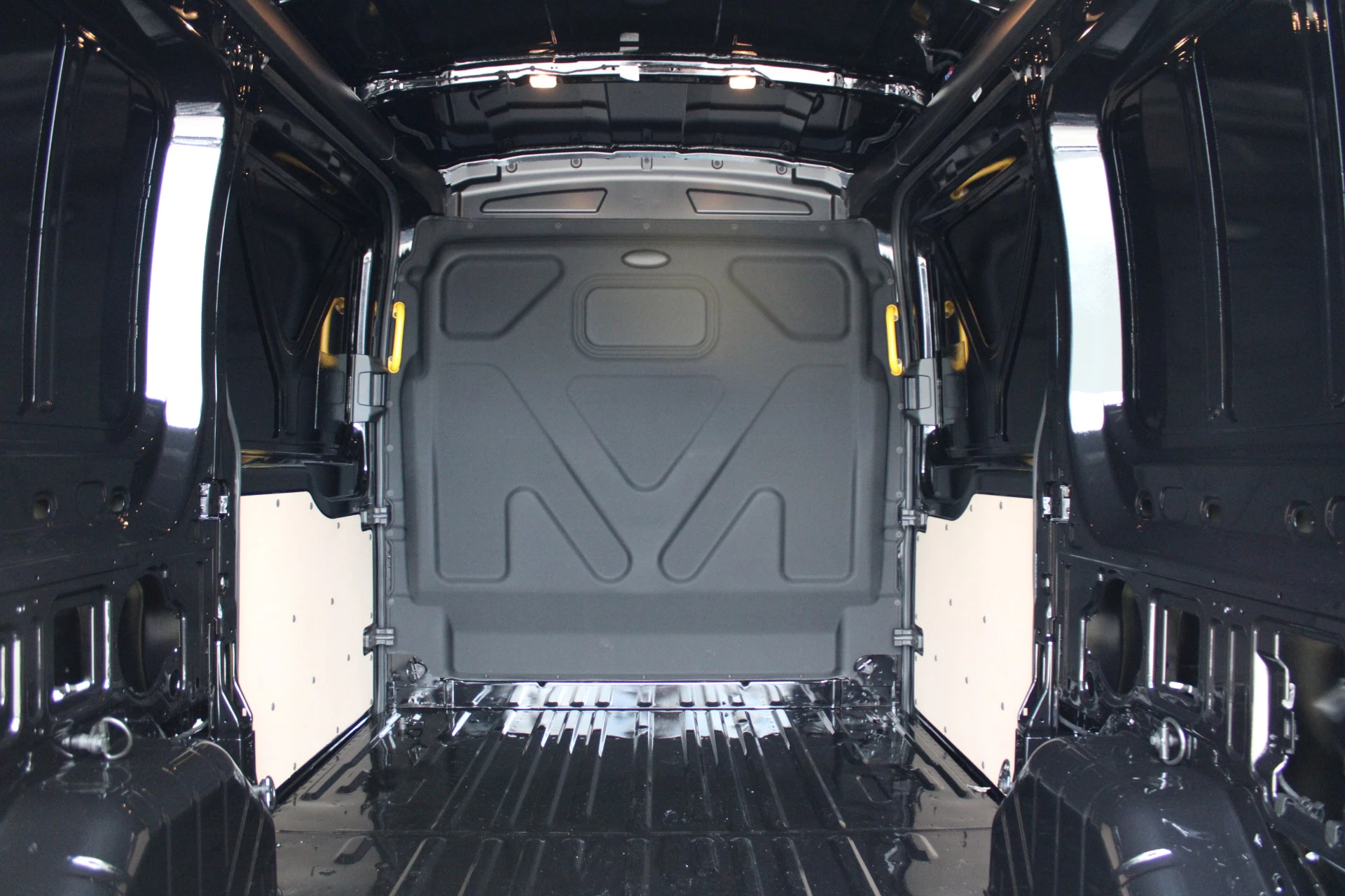 Ford Transit 2024 - 350 2.0 TDCI L2H2 Limited 165pk - 2x Schuifdeur - Navi - 360 Camera - Adaptive Cruise - Xenon - Blind Spot - Rijklaar obrázek 5