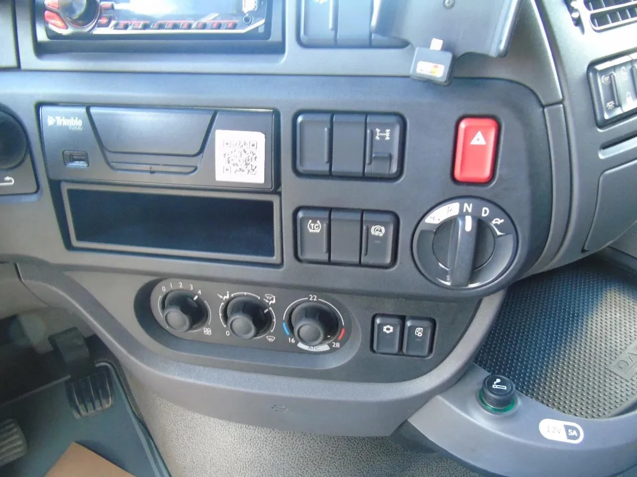 DAF XF 410 2014 obrázek 27