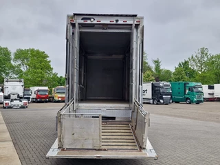DAF XF 510 2018 - 6x2 SuperSpaceCab - Livestock Cuppers 3 deck - Ventilation - Lifting roof - Loadlift - Retarder immagine 7