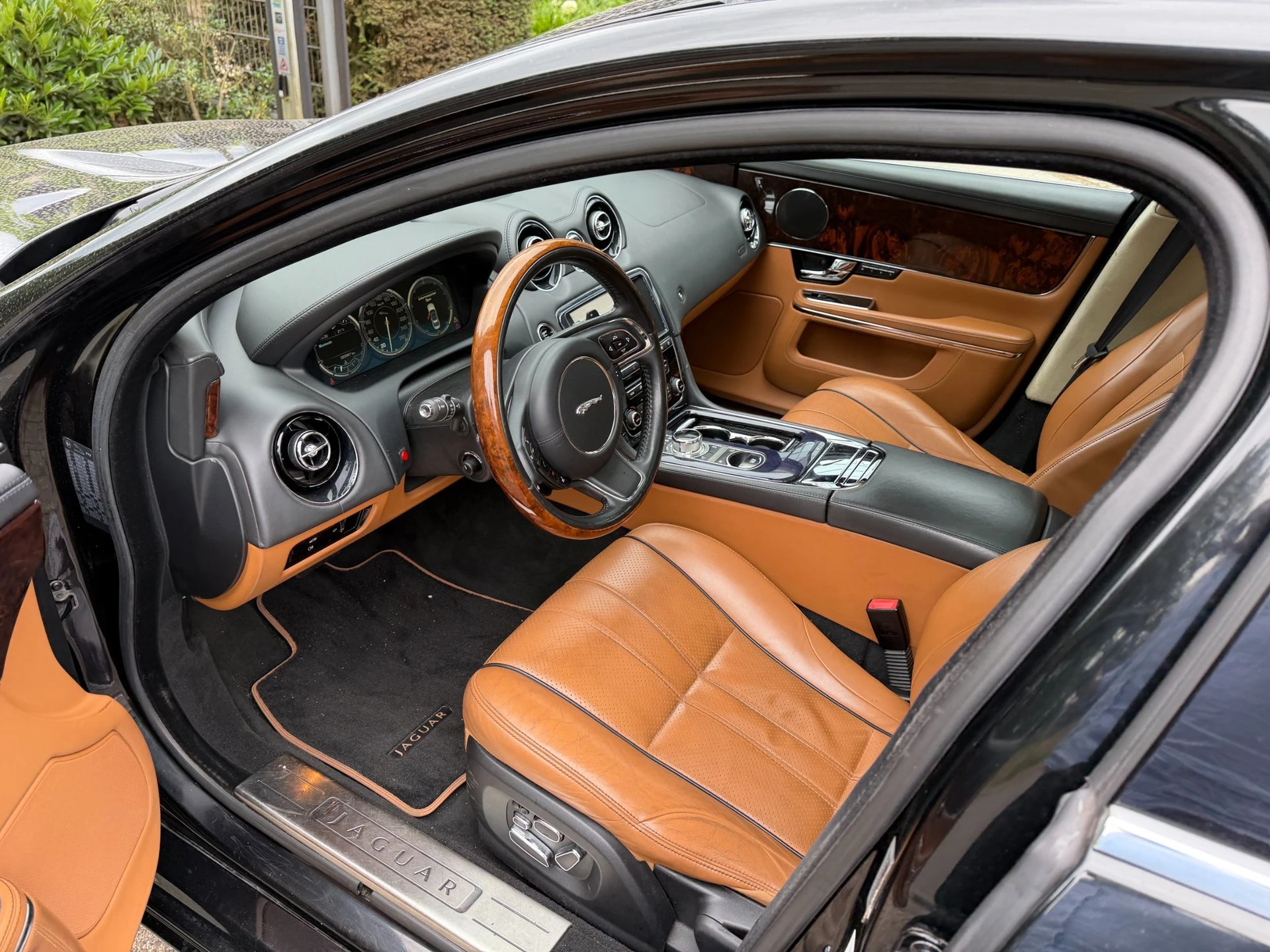 Jaguar XJ 2011 - 5.0 V8 Portfolio aut,panorama,leer,boekjes afbeelding 8