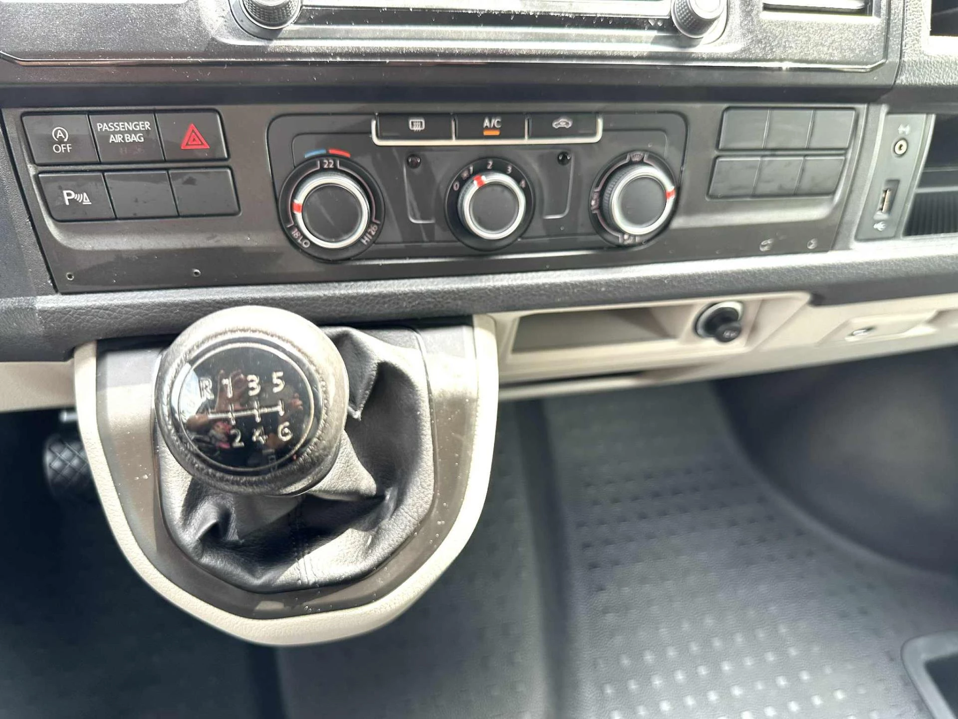 Volkswagen Transporter 2016 - Kombi 2.0 TDI L2H1 Marge EURO 6 CAMPER BASIS!!! 204 PK!!! afbeelding 19
