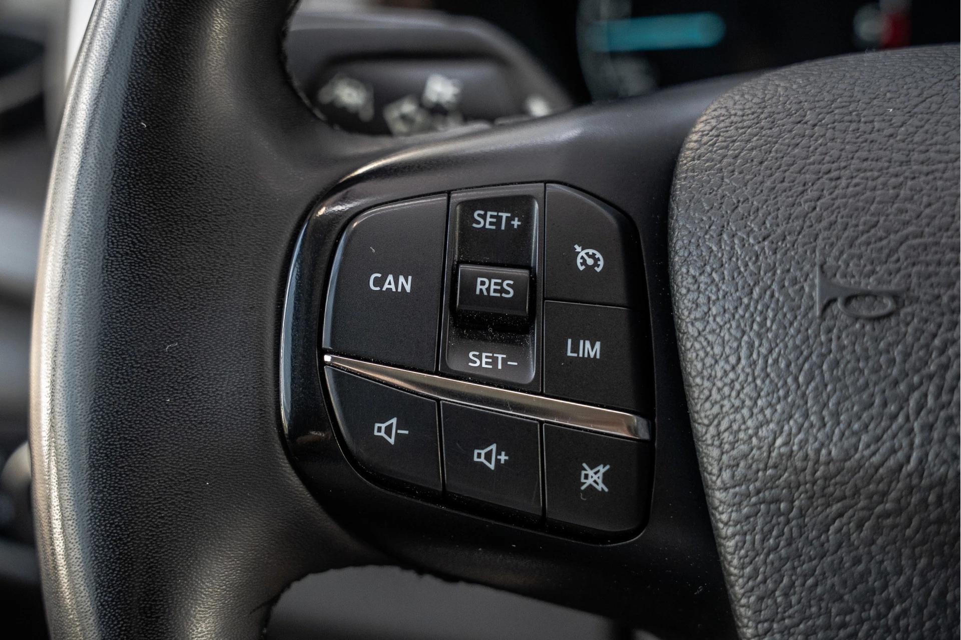 Ford Transit 2023 - 2.0 EcoBlue L3H2 | 170 PK | Automaat | Trekhaak 3.5T | 1e Eigenaar | 360° Camera | Carplay | PDC | Trekhaak afbeelding 16