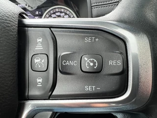 Dodge Ram 1500 2020 - 5.7 V8 4x4 Crew Cab Laramie Sport package image 17