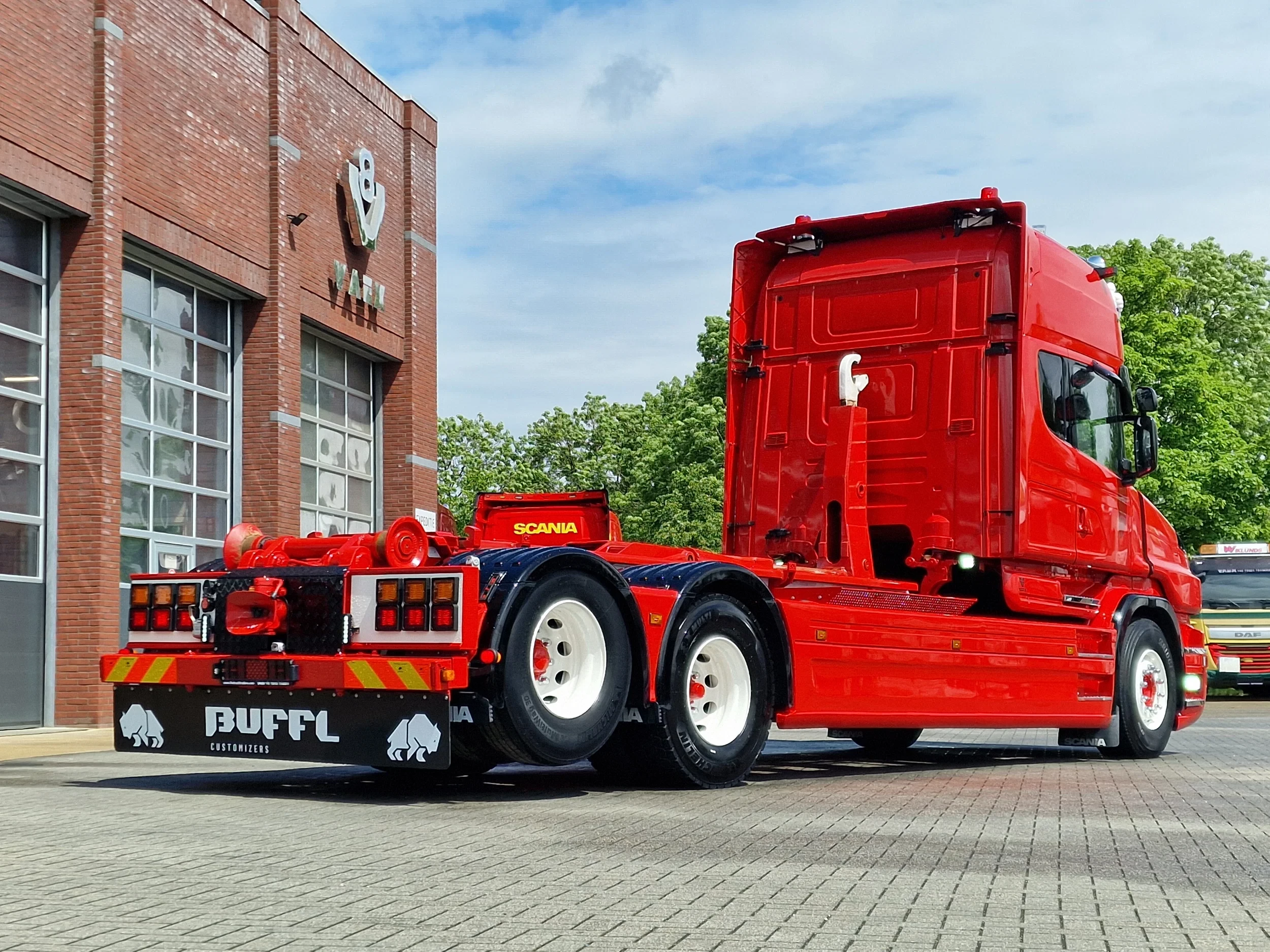 Scania T 2016 - T520 V8 6x2 - AJK Hooklift - New BUFFL interior - Retarder - Full air - Show truck Bild 55