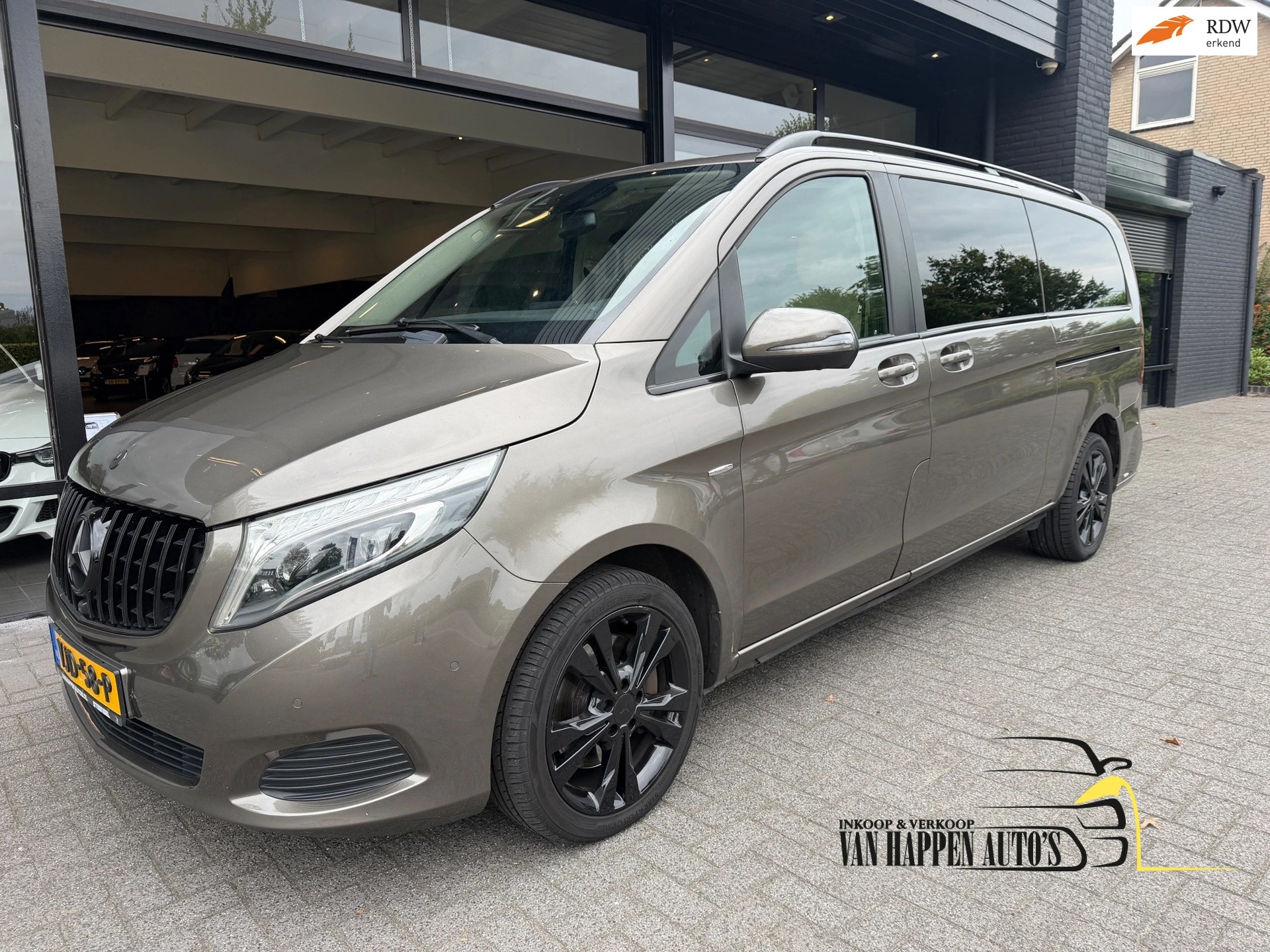 Mercedes-Benz V-Klasse 2016 - 250d Extra Lang DC Edition / Avantgarde afbeelding 1