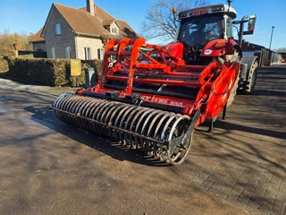Farmax 2018 - LRP 300 Profi te koop