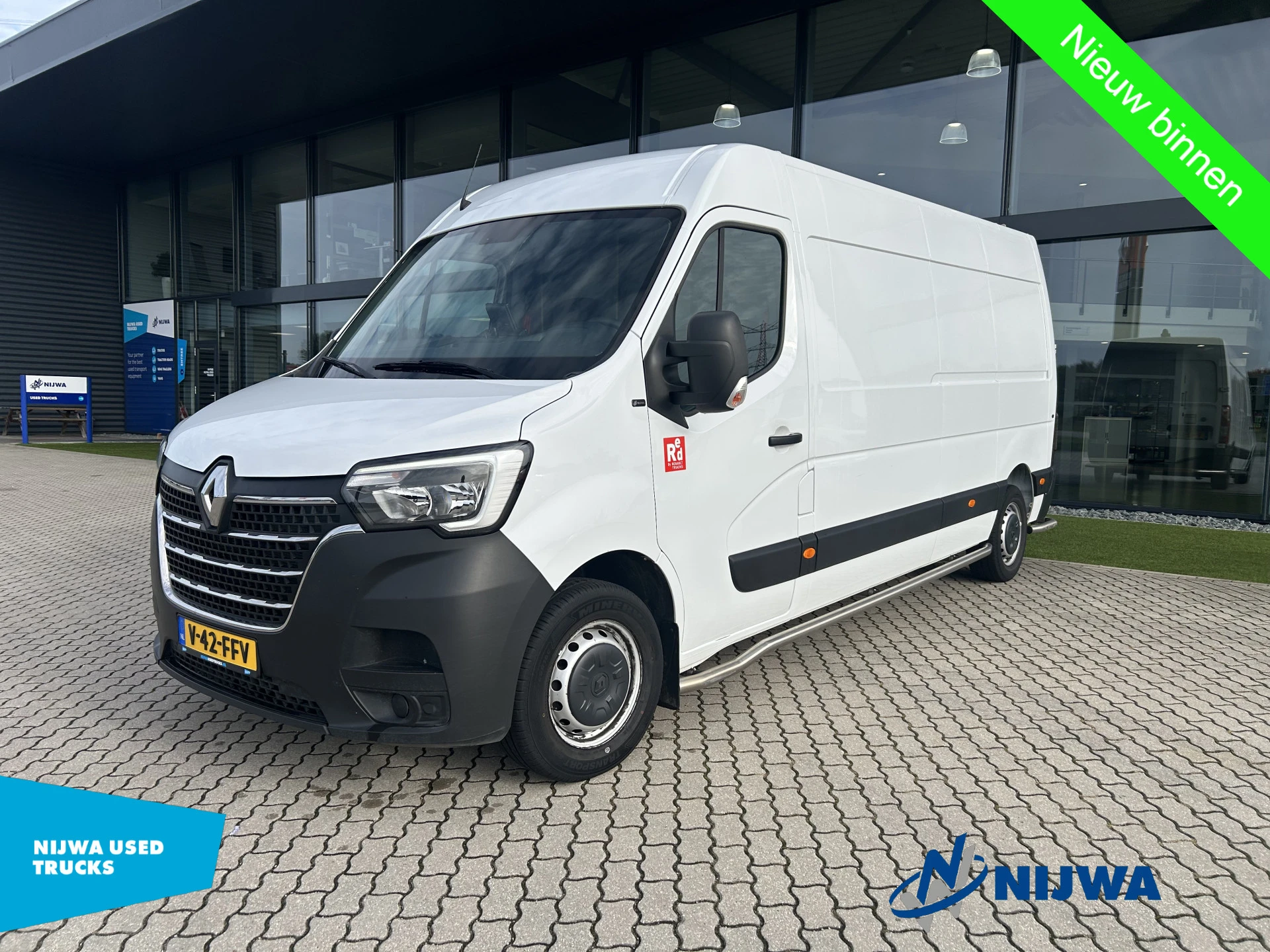 Renault Master 2024 - T35 135 L3H2 Navigatie + PostNL inrichting image 1