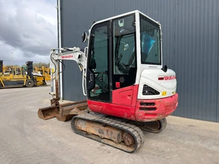 Takeuchi 2017 - TB230 afbeelding 3 miniatuur