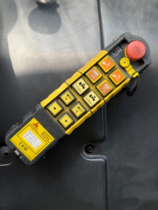 Iveco Eurocargo 2008 - ML 150 imagem 18