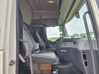 Renault N/A 2018 - T 460 obrazek 7