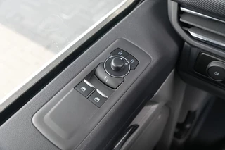 Ford E-Transit Custom 2026 - 320 L1H1 Limited 71 kWh 218pk - 2x Schuifdeur - Trekhaak - Camera - Carplay - Rijklaar obrazek 18