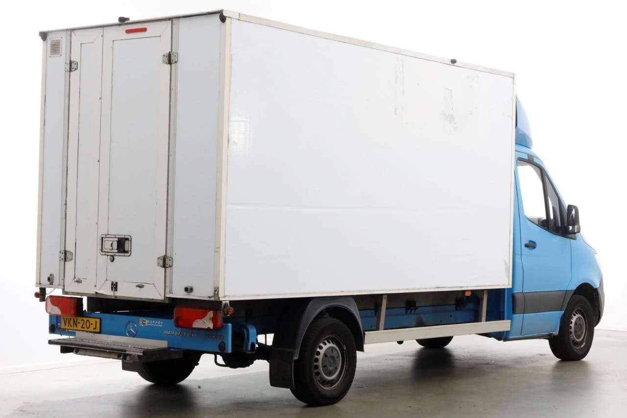 Mercedes-Benz Sprinter 2021 - 311 CDI 115pk E6 RWD Bakwagen met achterdeuren 2-Persoons 05-2021 afbeelding 2