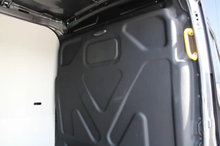 Ford Transit 2024 - 350 2.0 TDCI L3H2 Trend 130pk Trend - Carplay - Android - 360 Camera - Climate - Cruise - Parkeersensoren - Rijklaar image 12