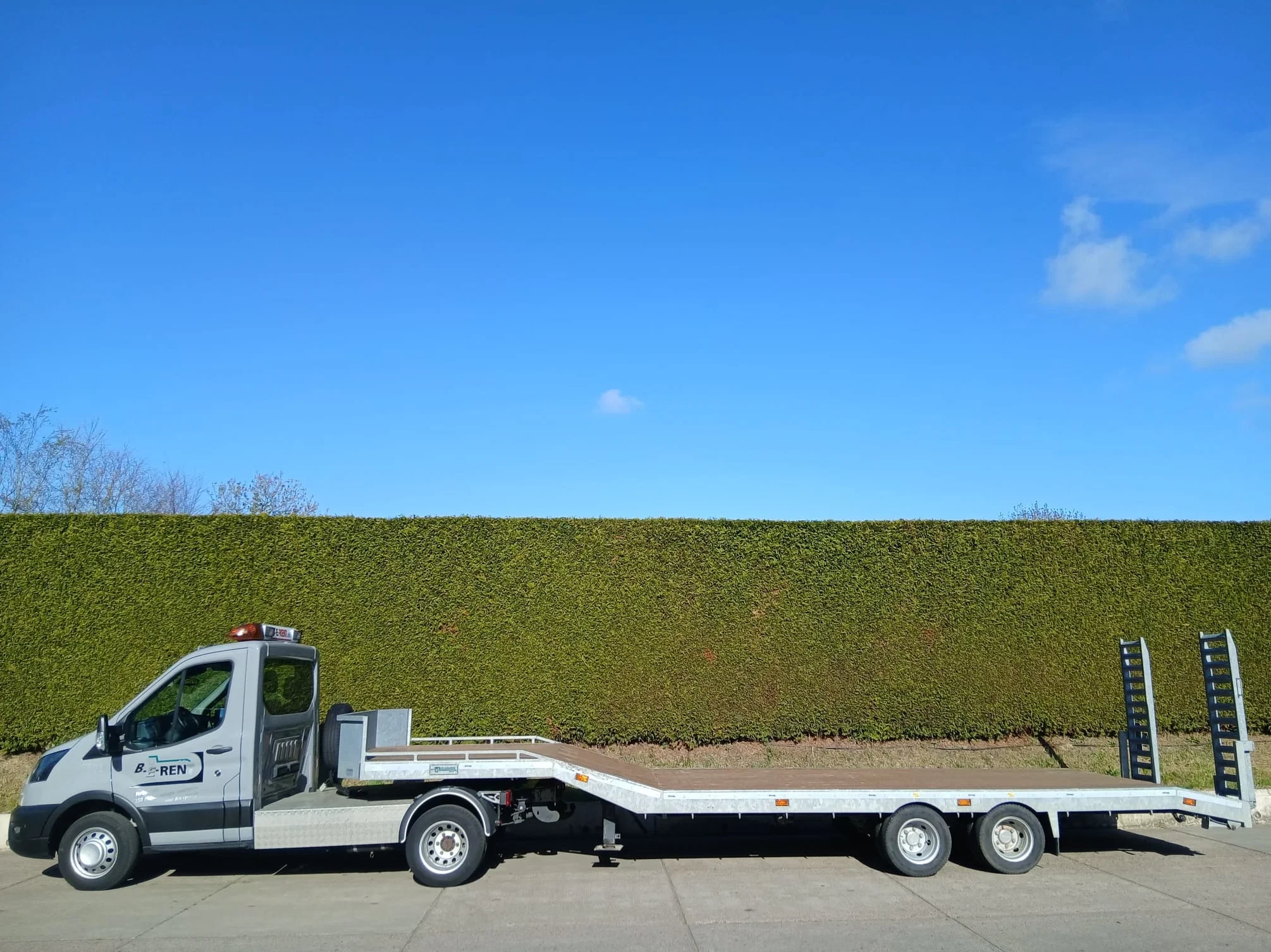 Ford Transit 2023 - + semi-dieplader oplegger 8,5 m. obrázek 2