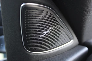 Mercedes-Benz C-Class 2022 - Estate 200 AUT9 Launch Edition Luxury Line PANORAMADAK LEDER MEMORY BURMESTER SFEER 360-CAMERA KEY-LESS GO zdjecie 31