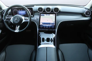 Mercedes-Benz C-Class 2023 - Estate 300e Luxury Line NIGHT PAKKET <<MAGNO GREY>> HEAD-UP SFEER CARPLAY immagine 2 miniatura