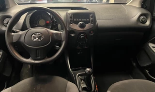 Toyota Aygo 2016 - 1.0 VVT-i x-now 2e Eigenaar - NAP - Cruise - Airco bild 15