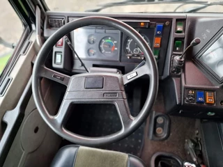 Volvo F 16 1992 - 500 Globetrotter 4x2 - Fully renovated - Volvo Demo colors - New paint - Perfect shape - Telma imagen 12