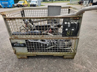 MAN Bak met vrachtwagen onderdelen - N/A obrazek 4