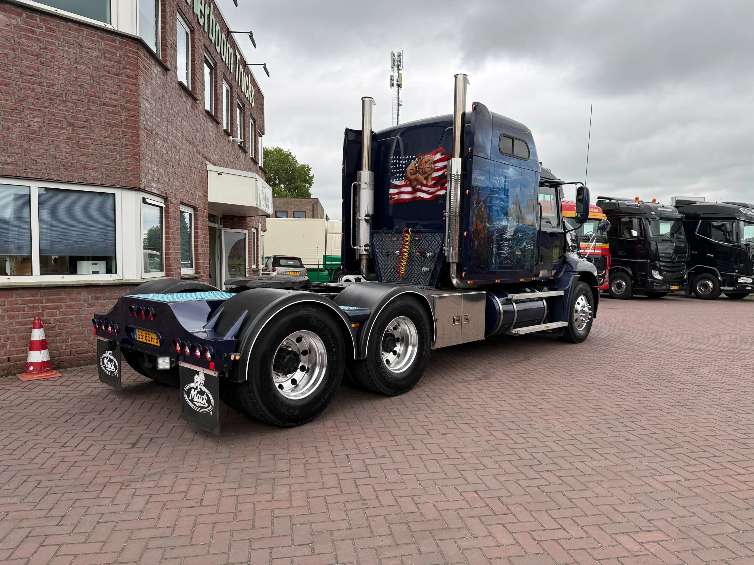 MACK CXN 613 2005 - CXN 613 Concourstaat / 6X4 trekker / NL Kenteken / afbeelding 4