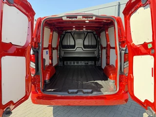 Ford Transit Custom 2023 - 320 2.0 TDCI 150 PK / LIMITED / ***UNIEK 7.407 KM*** / L1H1 / ADAPTIVE CRUISE / CAMERA / AIRCO / BLINDSPOT / LANE ASSIST / 3-ZITS bild 6