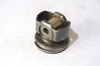 Scania - Engines & Parts Zuiger Scania DC13 in vendita