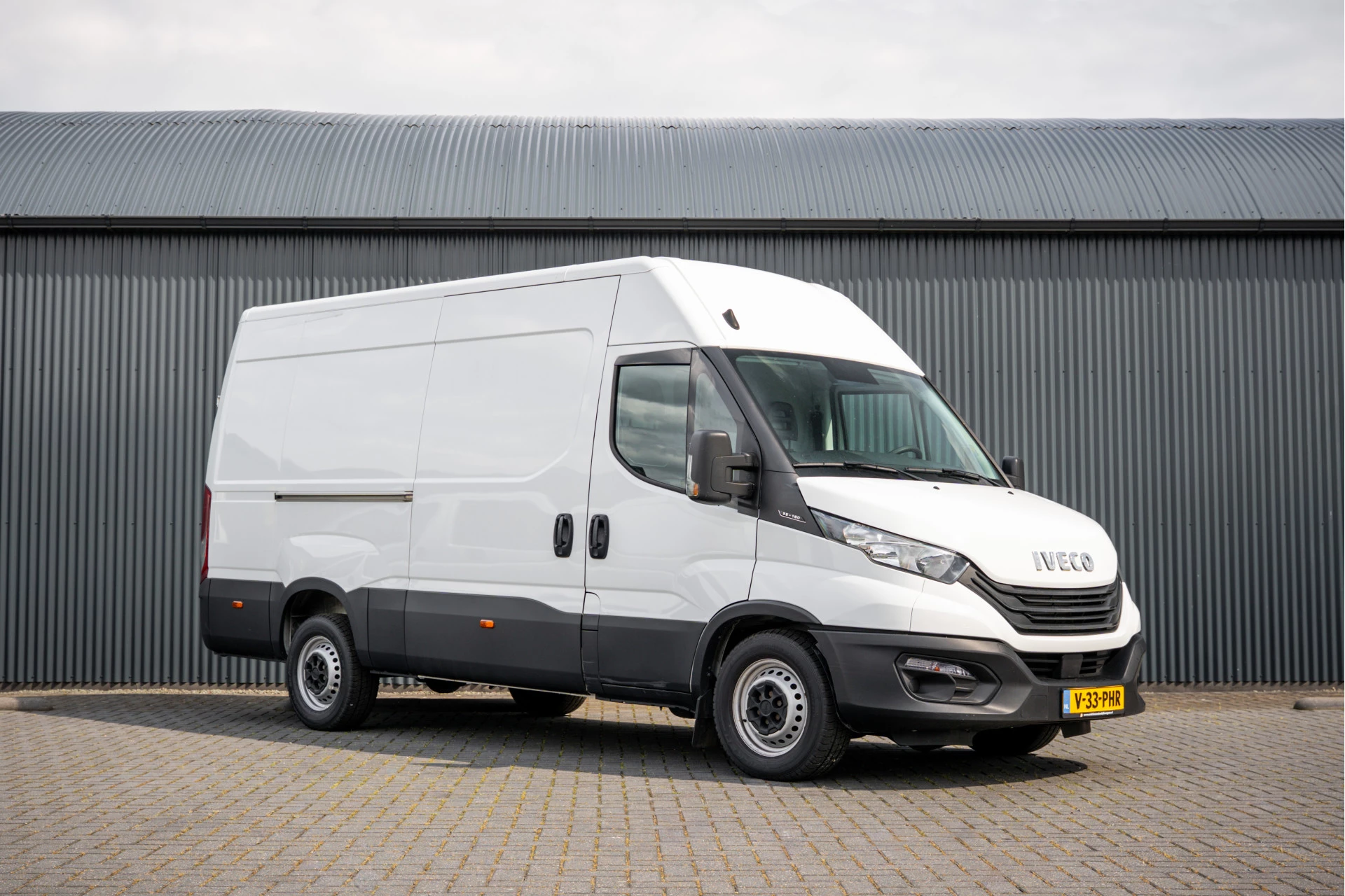 Iveco Daily 2024 - **35S16 | 156 PK | 3.500KG trekgew. 3-Zits | Climate** image 4