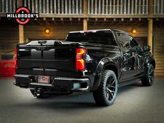 Chevrolet Silverado 2024 - High Country Black Edition Widebody 6.2 V8 420 PK imagen 11