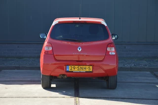Renault Twingo 2011 - 1.2-16V Collection Airco 75PK image 14