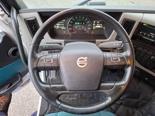 Volvo FM11-460 2017 - / NL TRUCK / LIFT+LENKACHSE / ONLY:355342 KM / DYNAMIC STEERING / LWDS / NAVI / ALCOA / TUV:07-01-2026 / INLINER / EURO-6 / 2017 imagem 18