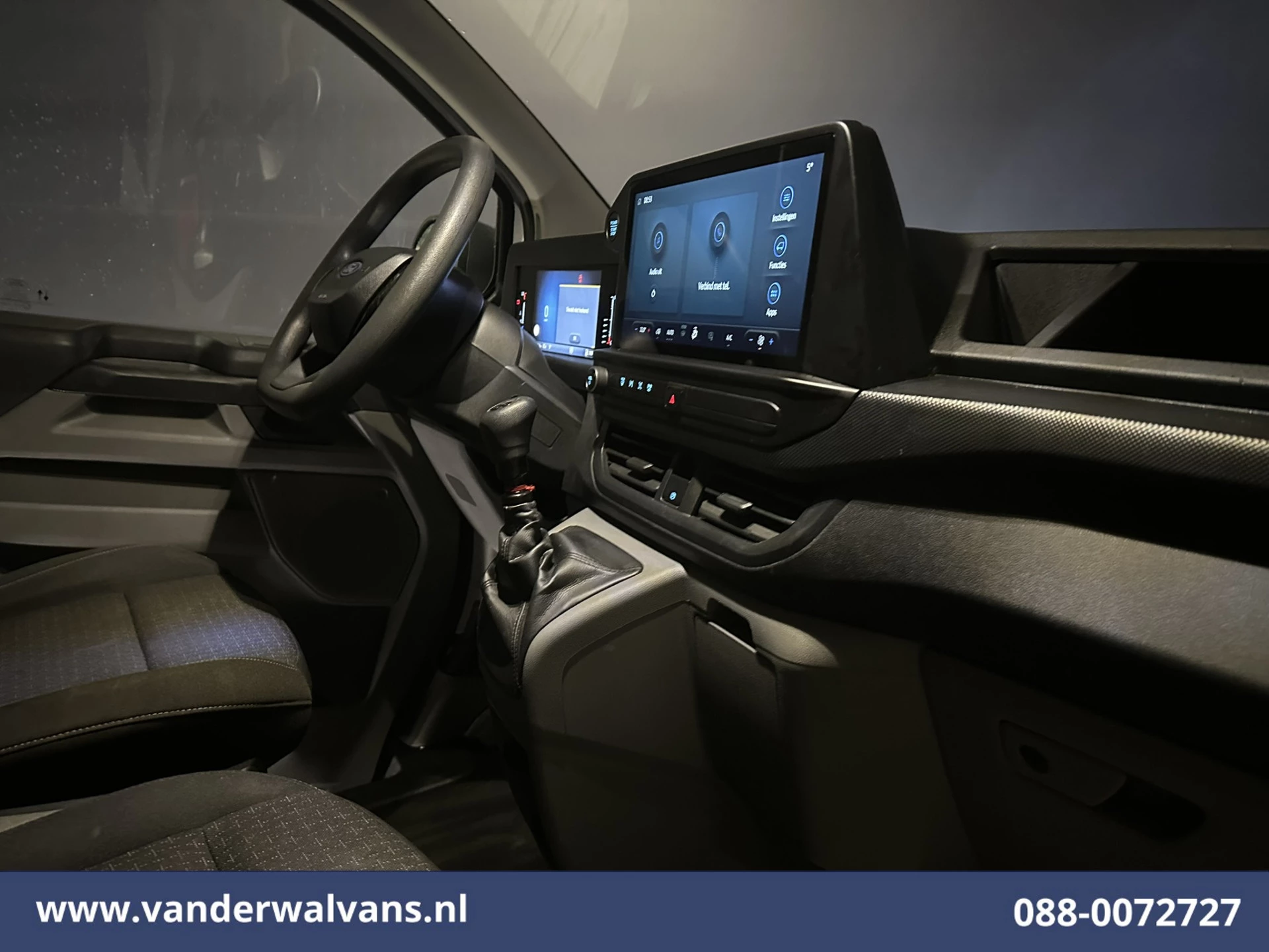Ford Transit Custom 2024 - 2.0 TDCI 136pk L2H1 Euro6 Airco | Camera | Apple Carplay | Cruisecontrol | LED obrázek 17