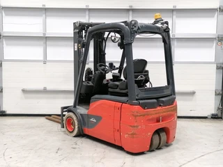 Linde 2019 - E18-02 afbeelding 3 miniatuur