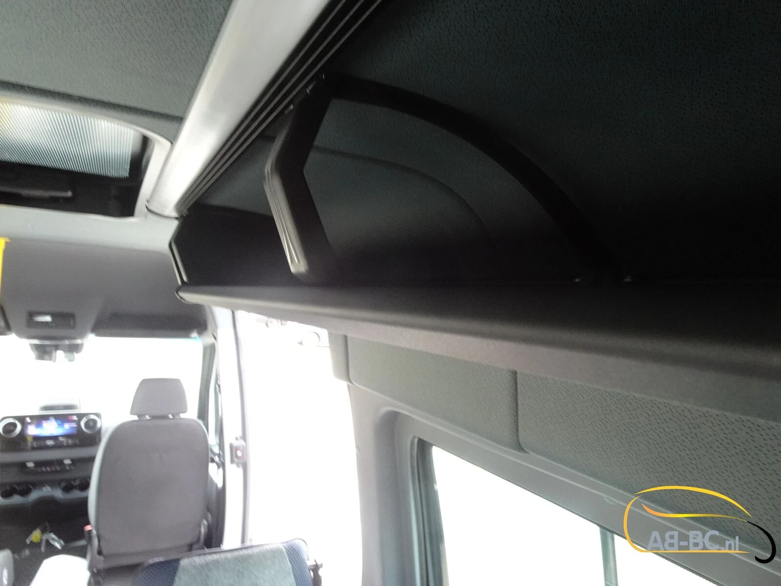 Mercedes-Benz eSprinter - 17 Seats Electric Range: 465 km Bild 70