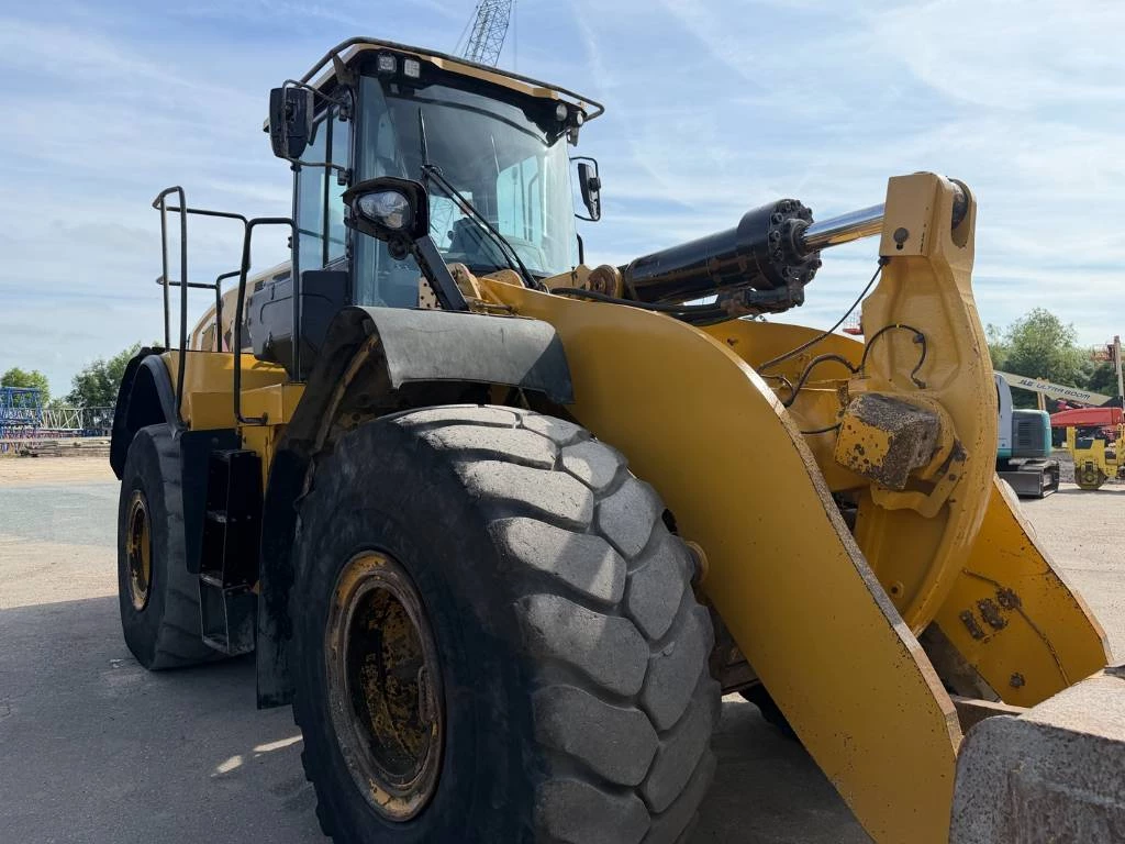 Cat 2019 - 972 M obrázek 7