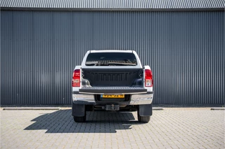 Toyota Hilux 2019 - 2.4 D 4WD | 150 PK | Automaat | Camera | Cruise | Navi | Trekhaak bild 8