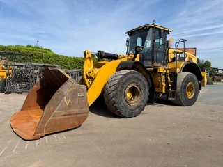 Cat 2019 - 972 M obrázek 2 náhled