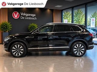 Volkswagen Touareg 2022 - 3.0 TSi eHybrid 4MOTION / pano / leer / camera / stoel en stuurverwaming zdjęcie 2 miniatura