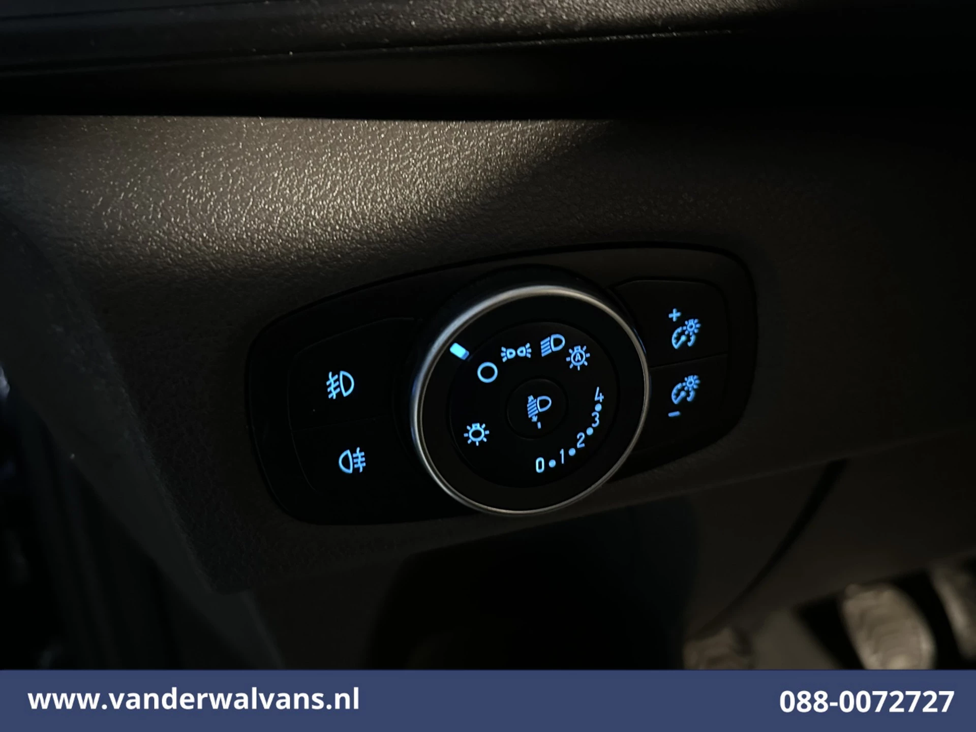Ford Transit Custom 2022 - 2.0 TDCI 131pk L2H1 Euro6 Airco | Camera | LED | Cruisecontrol | Verwarmde voorruit immagine 17