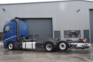 Volvo FH 2022 - 460 Globetrotter 6x2*4 - EURO 6 - 525 TKM - FULL AIR - I PARK COOL - WHEELBASE 490 CM - DHOLLANDIA ELEVATOR - zdjecie 3