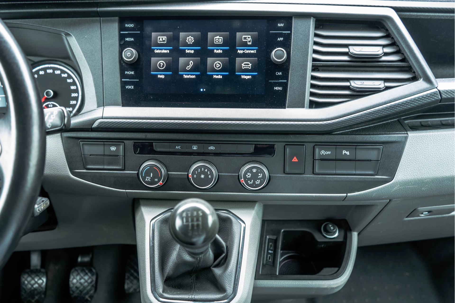Volkswagen Transporter 2021 - T6.1 2.0 TDI L2H1 | 150 PK | Turbo defect | Carplay | Cruise | Navi | Trekhaak | Airco imagem 19