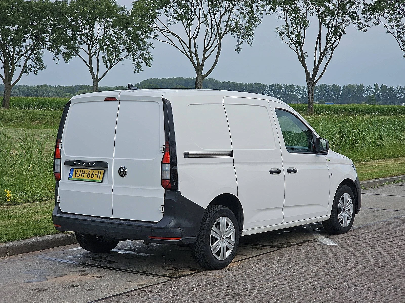 Volkswagen Caddy 2021 - 2.0 immagine 3