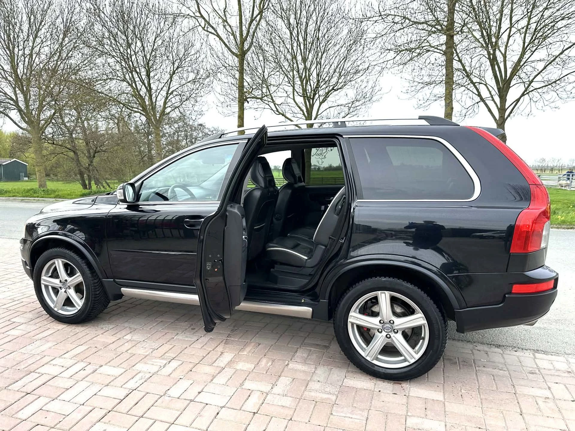 Volvo XC90 2007 - 2.4 D5 Momentum 7 PERSOONS Youngtimer afbeelding 26