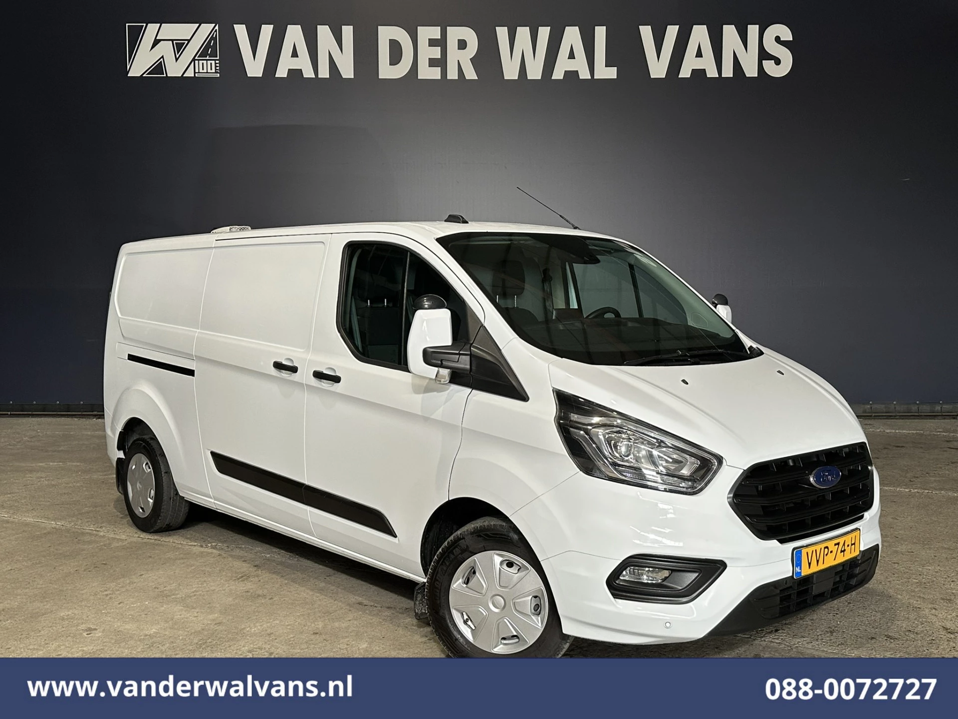Ford Transit Custom 2023 - 2.0 TDCI 130pk L2H1 Euro6 Airco | Camera | 2800kg Trekhaak | LED | Android Auto Bild 1