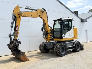 Liebherr 2018 - A910 - Blade / Auto Greasing / Quick Coupler obrázek 2 náhled