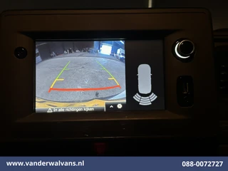 Renault Master 2023 - 2.3 dCi 136pk L2H2 Euro6 Airco | Navigatie | Camera | Cruisecontrol | LED | 2500kg Trekhaak afbeelding 2 miniatuur