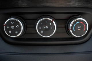 Renault Trafic 2023 - 2.0 dCi 130 L2H1 | 3-Zits | LED | Cruise | Airco image 24